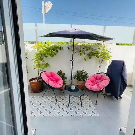 Сasa de vacaciones Adosado Piscina Jardin Barbacoa Aire Centrico Moderno *