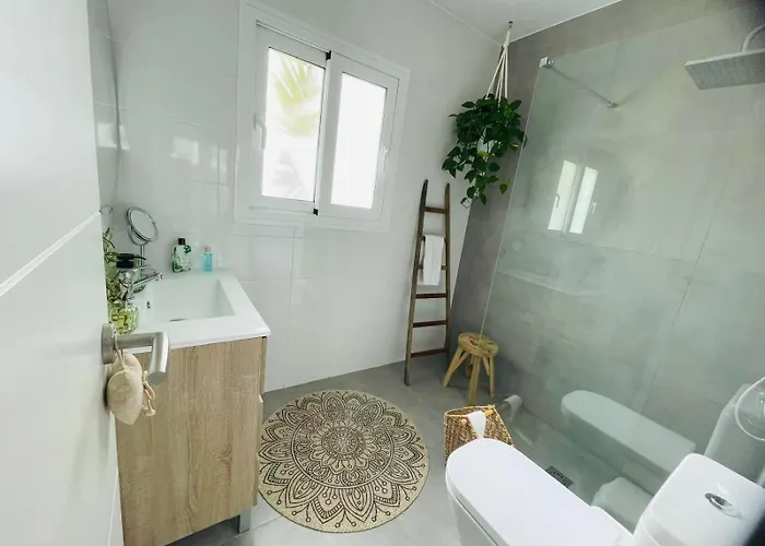 Holiday home Adosado Piscina Jardin Barbacoa Aire Centrico Moderno Calpe